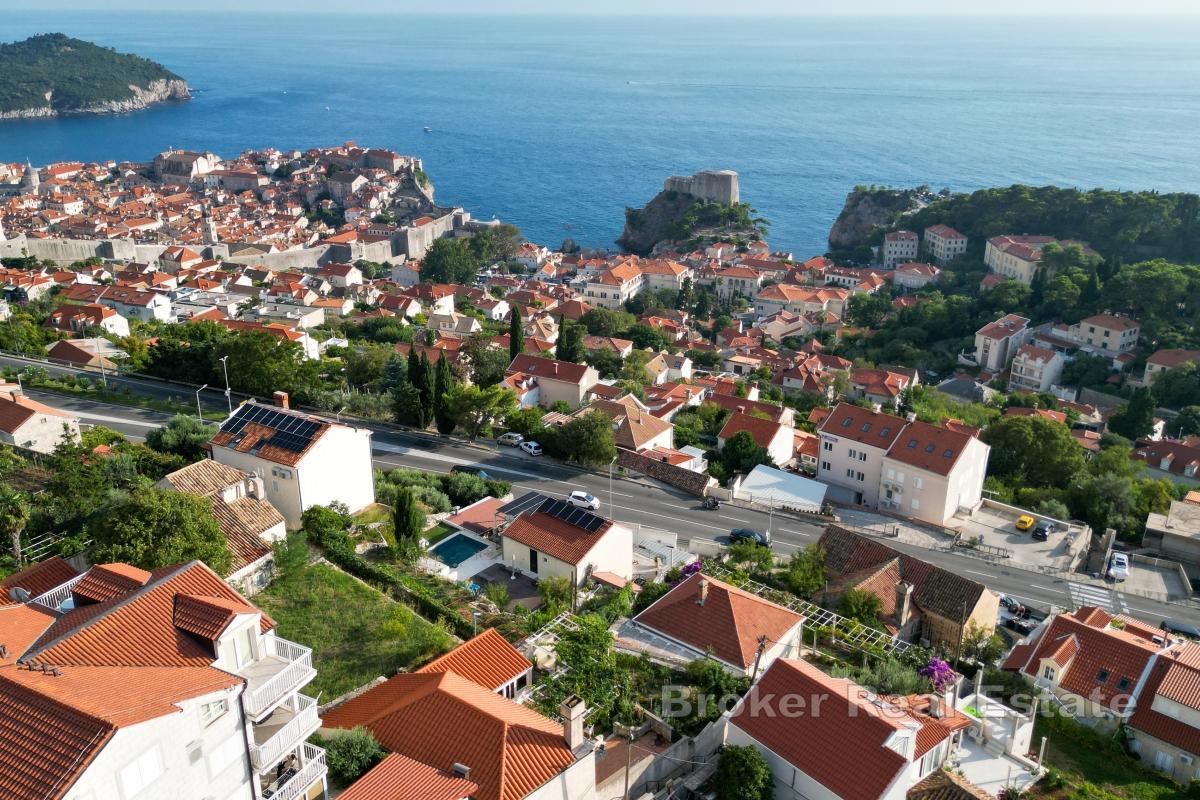 Stan za renovaciju s pogledom na more
