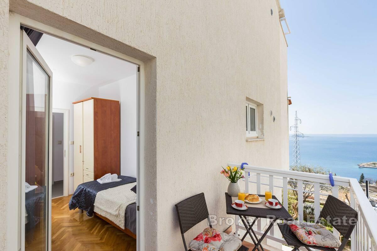 Lägenhet med ytterligare studiolägenhet i Mlini