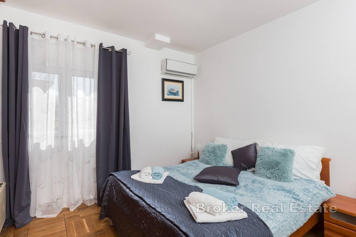 Appartamento con monolocale aggiuntivo a Mlini