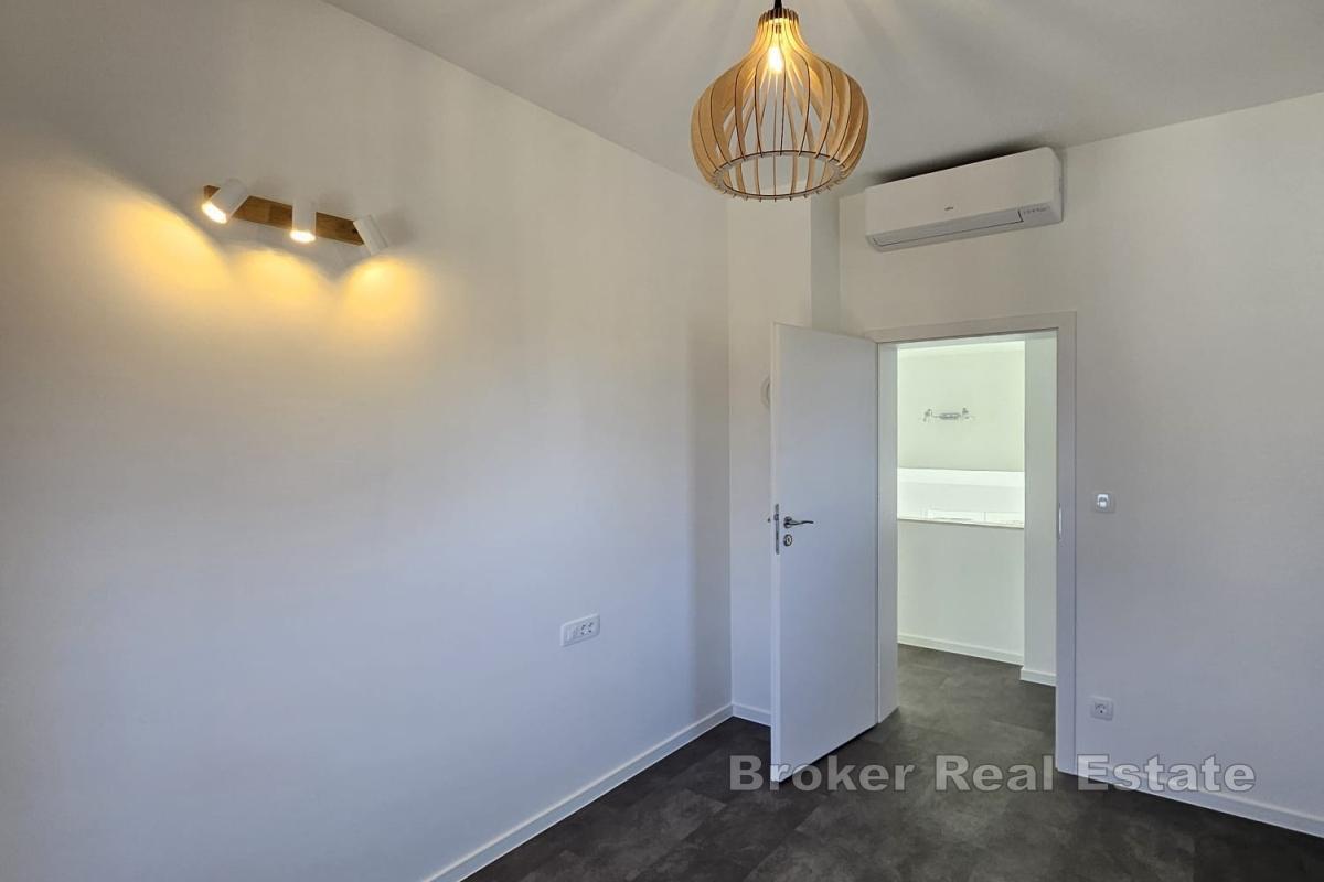 Hus i lugnt läge med havsutsikt