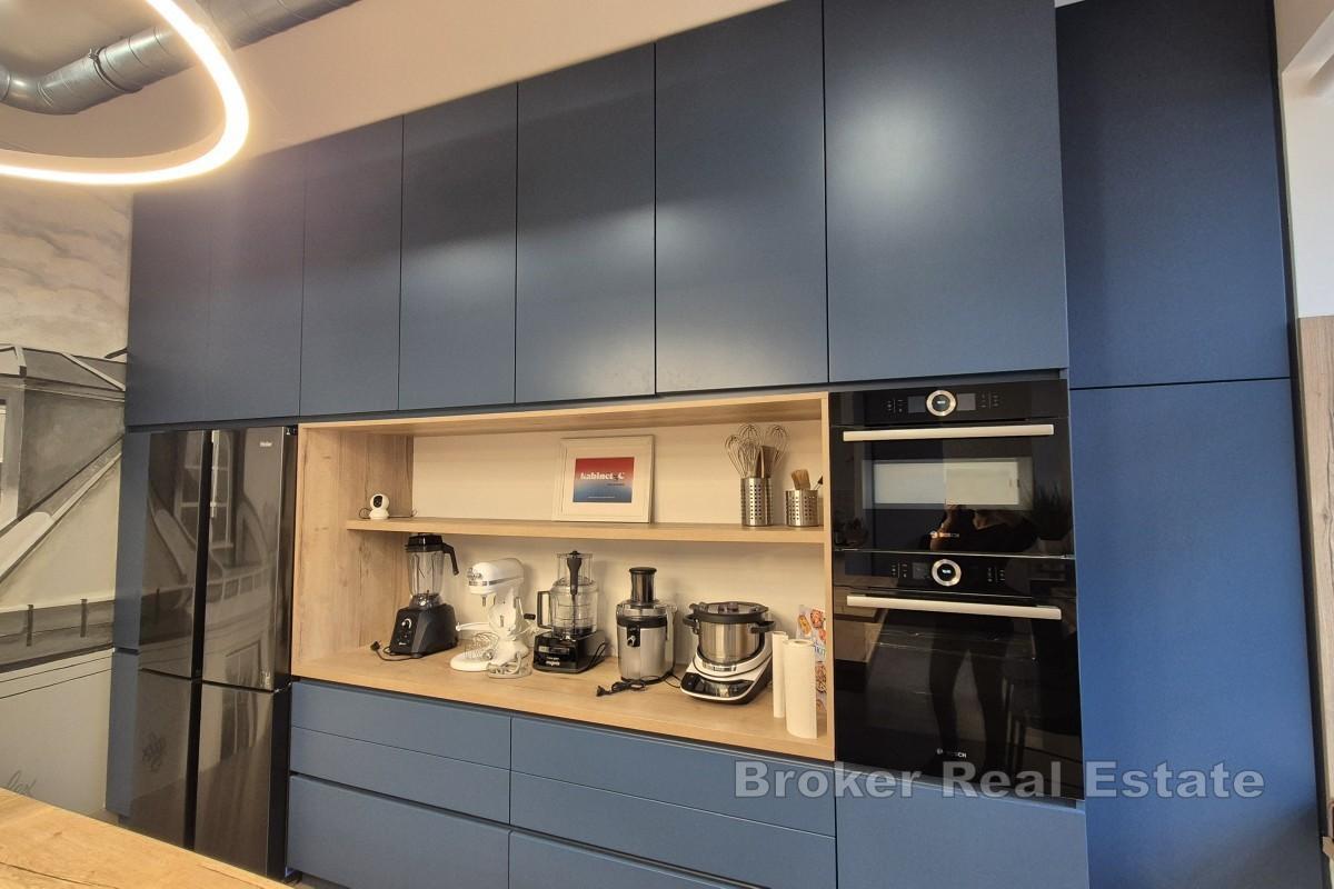 Gewerbefläche im Stadtzentrum mit sicherem Parkplatz