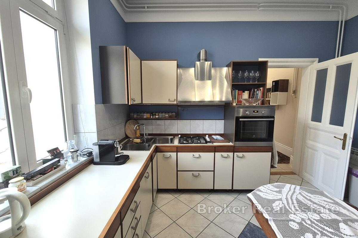 Modern möblierte Wohnung im Stadtzentrum
