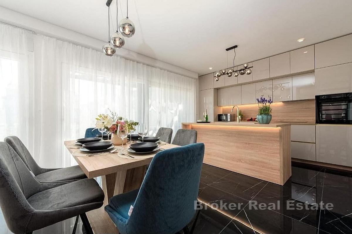 Modernes Haus mit Pool, nur 70 m vom Meer entfernt