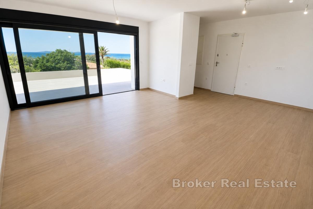 Appartamento di lusso con piscina privata e giardino, a 60 m dal mare