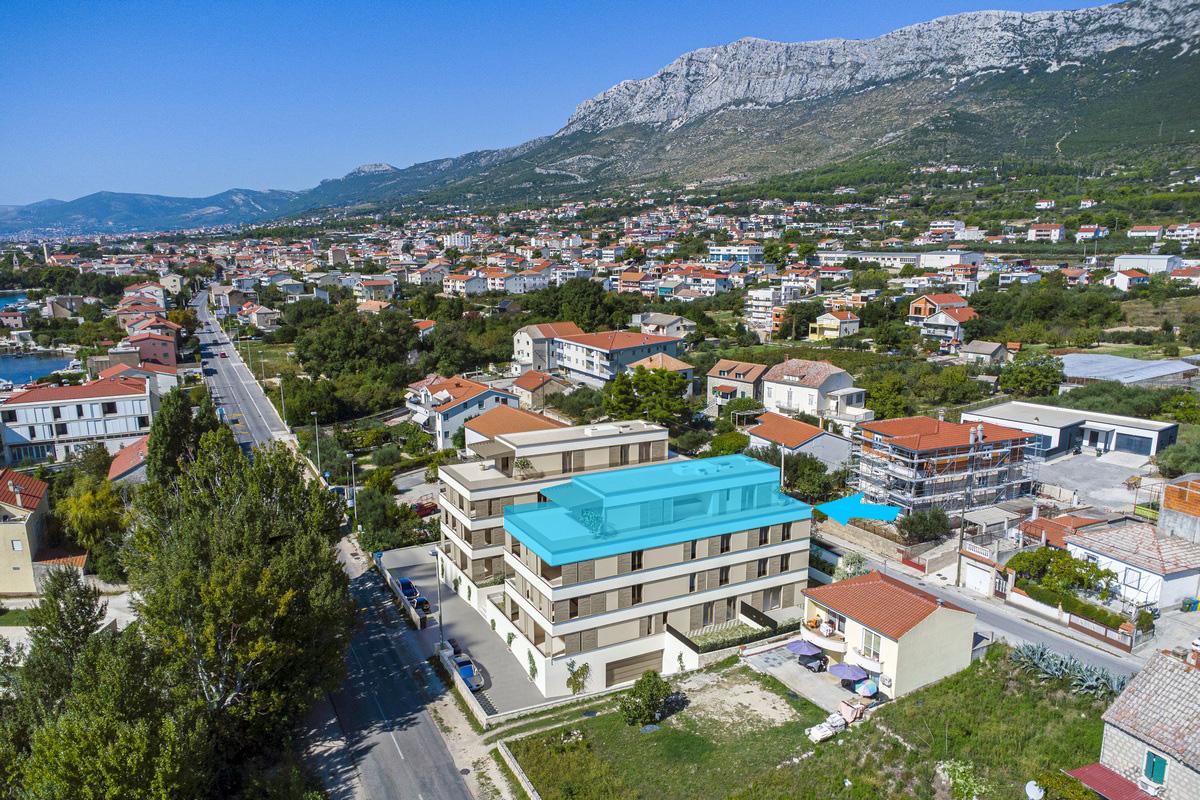 000-2011-104h-kastela-two-bedroom-penthouse-by-the-sea-east-s8-for-sale