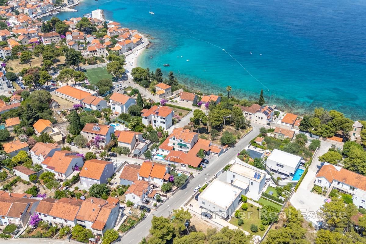 Villetta bifamiliare con vista mare