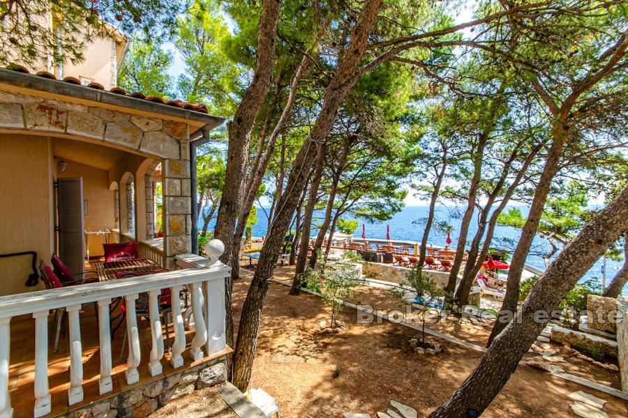 Family villa with swimming pool, waterfront