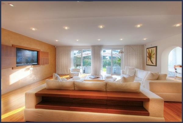 Красивая современная вилла