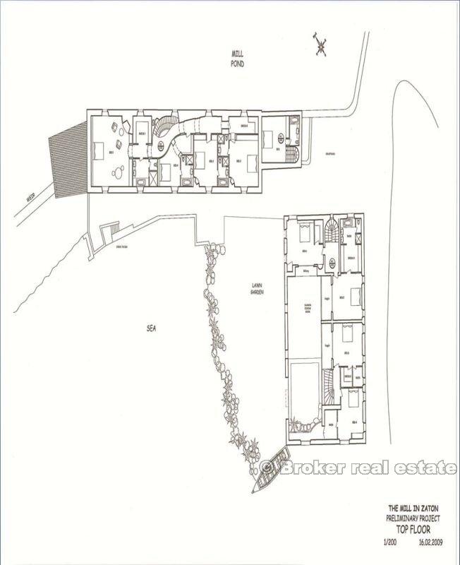 Two houses in the bay, for sale