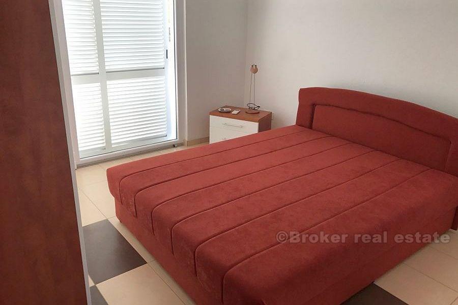 Maison dans la première rangée de la mer, à vendre