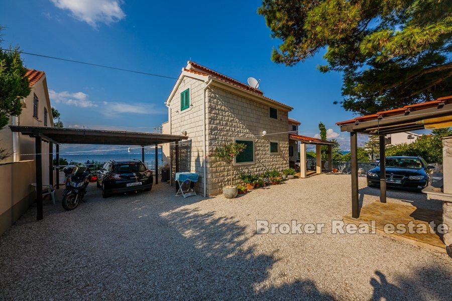 Villa with pool, for sale