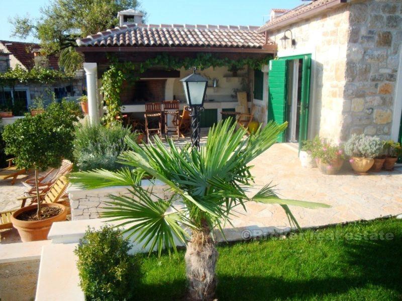 Villa in riva al mare