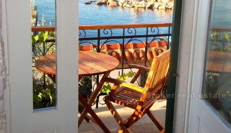 Villa in riva al mare