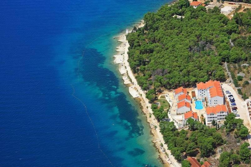 Attractive villa, for rent