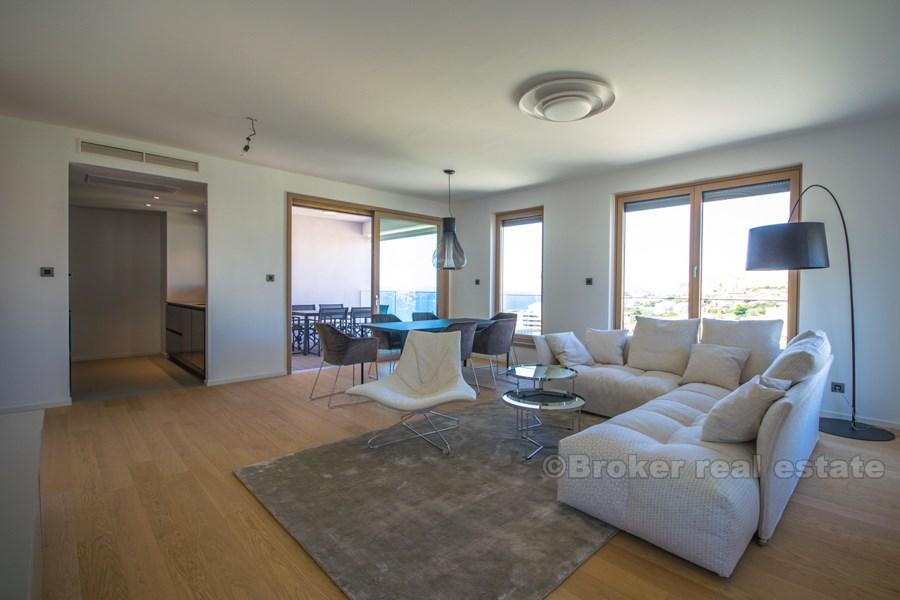 Lyxig två-rumslägenhet, till salu