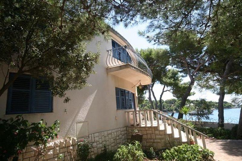 Samostojeća kuća u blizini mora