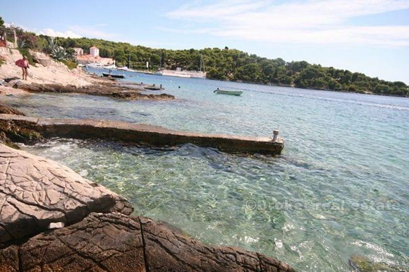 Samostojeća kuća u blizini mora