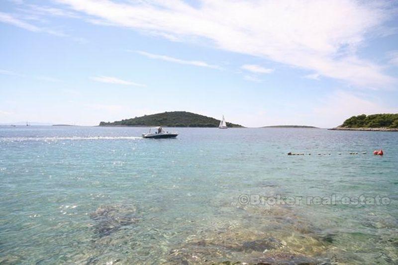 Samostojeća kuća u blizini mora