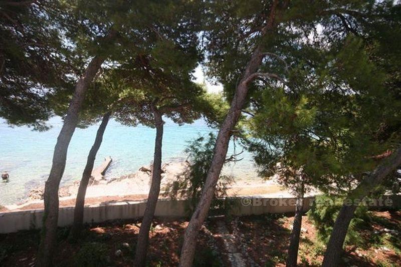 Casa indipendente in riva al mare