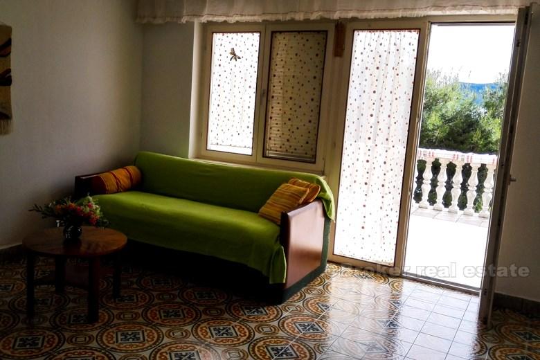 Maison à côté de la mer, à vendre