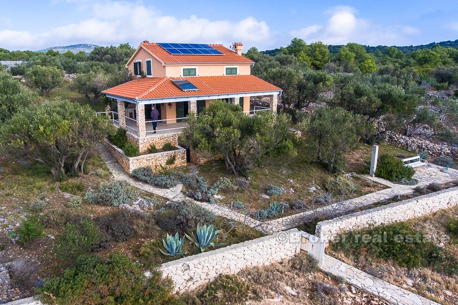 House on the sea, on a small islet, for sale