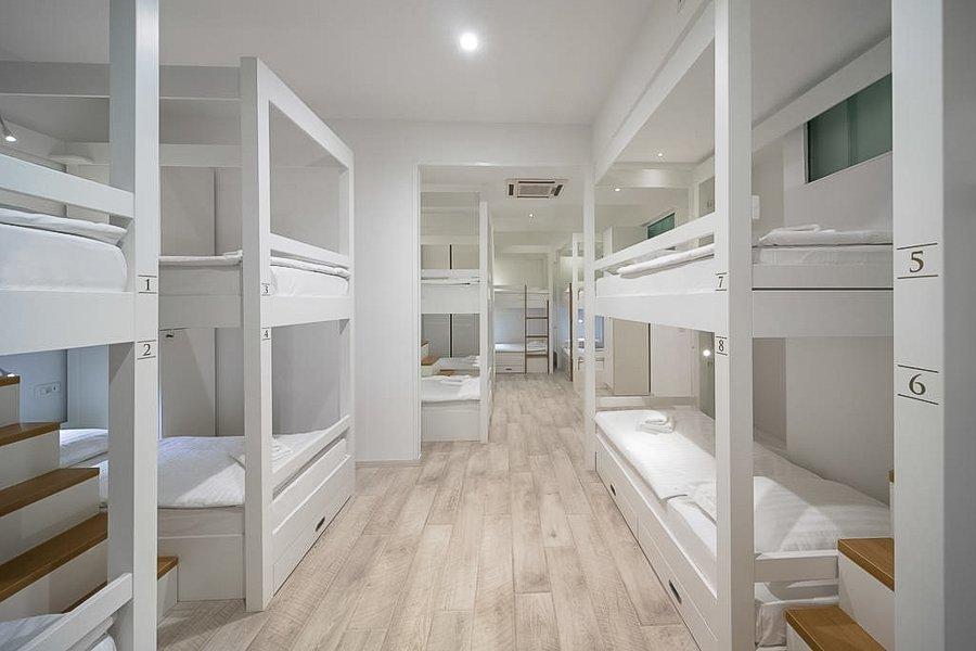 Meje, modern designed hostel