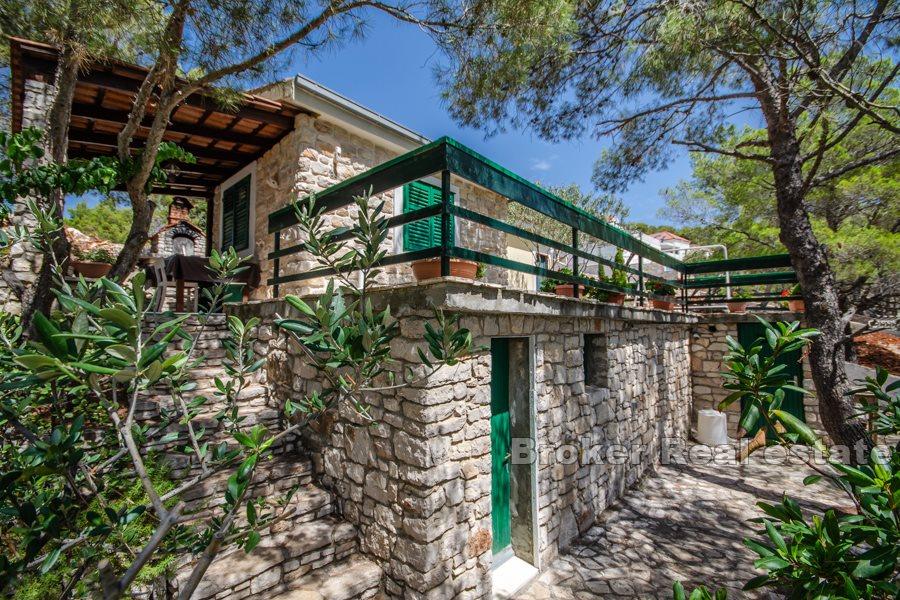 House by the sea in a top location