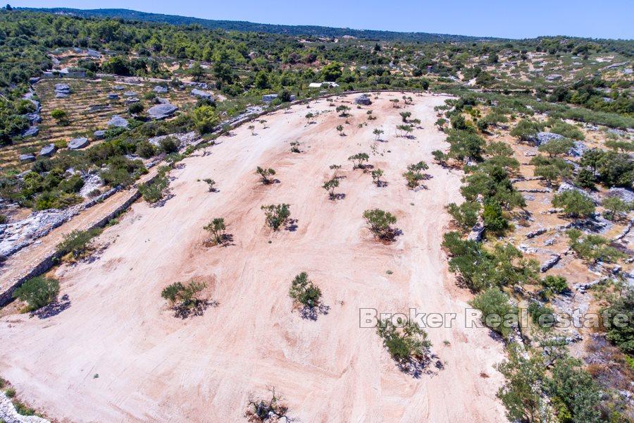 Zemljište s pogledom na more i obalu