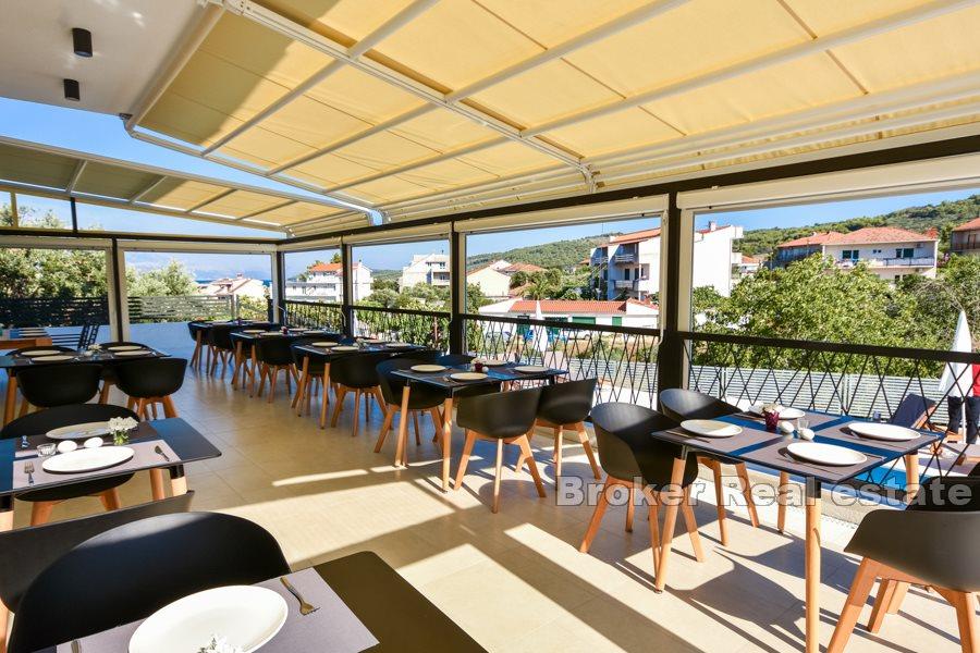 Nowoczesna i luksusowa willa z basenem