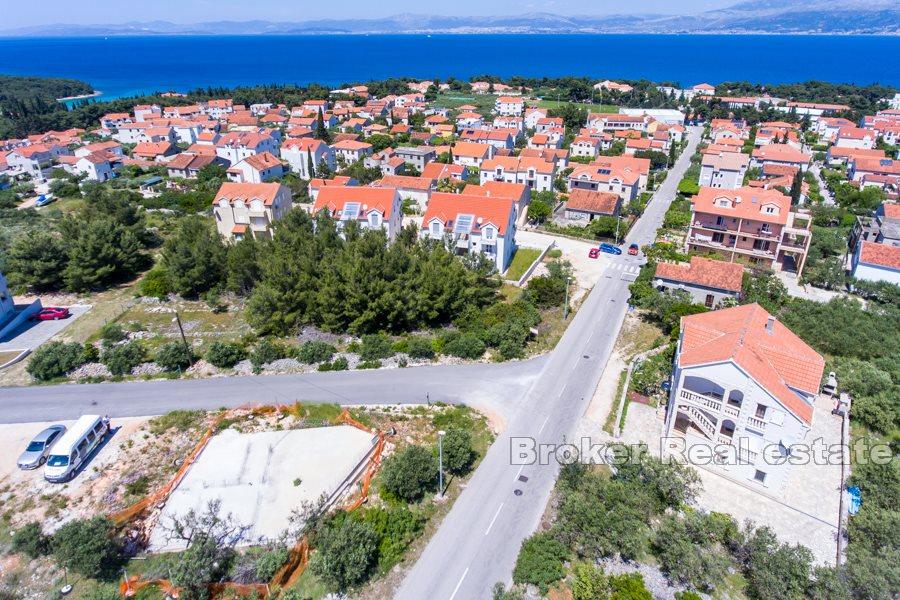 Działka z pozwoleniem na budowę i widokiem na morze