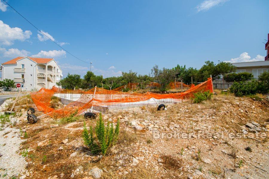 Działka z pozwoleniem na budowę i widokiem na morze