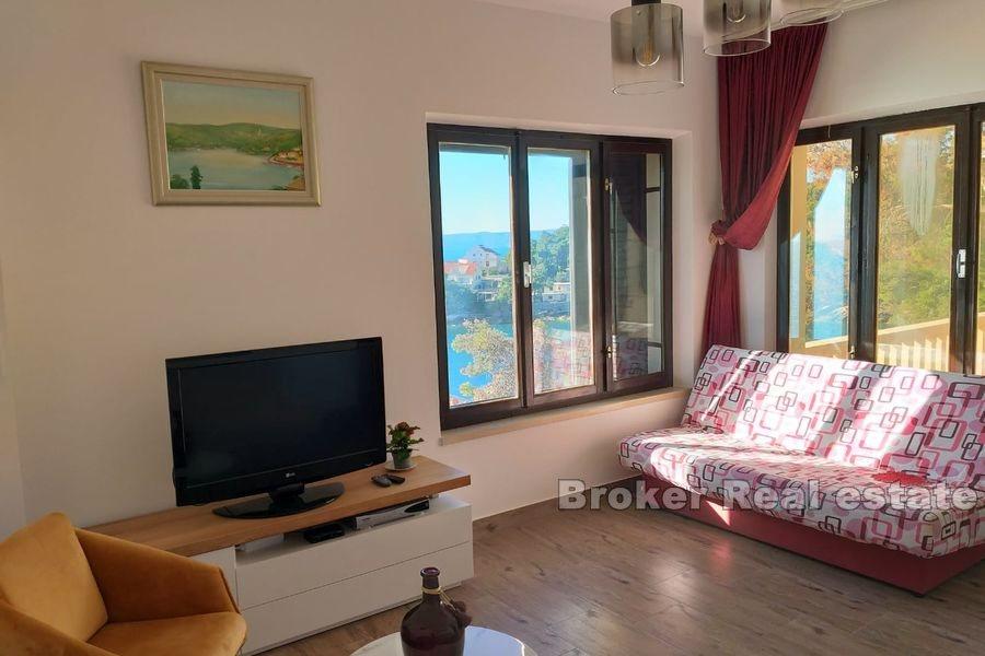 Prekrasna kuća / vila, na prodaju