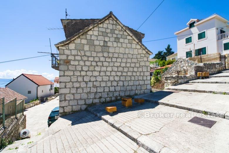 Casa bifamiliare con vista mare