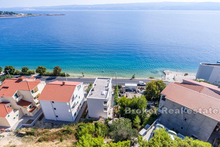 Building land first row to the sea