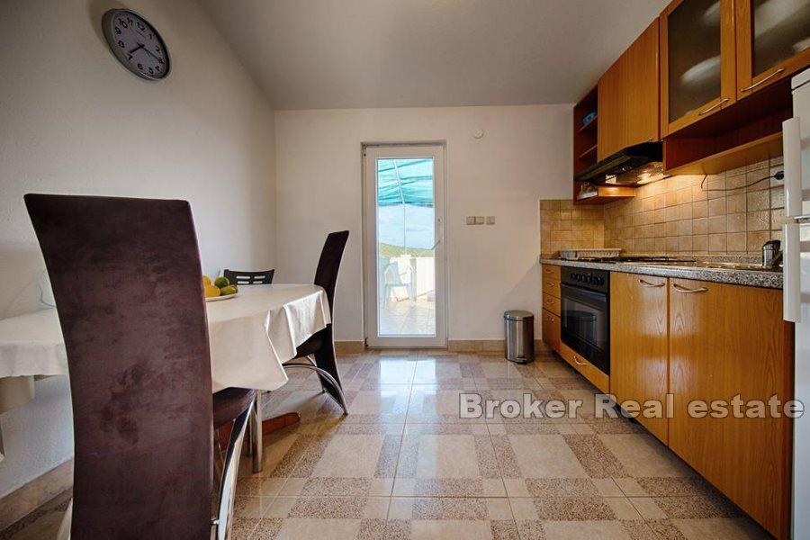 Mehrfamilienhaus erste Reihe zum Meer