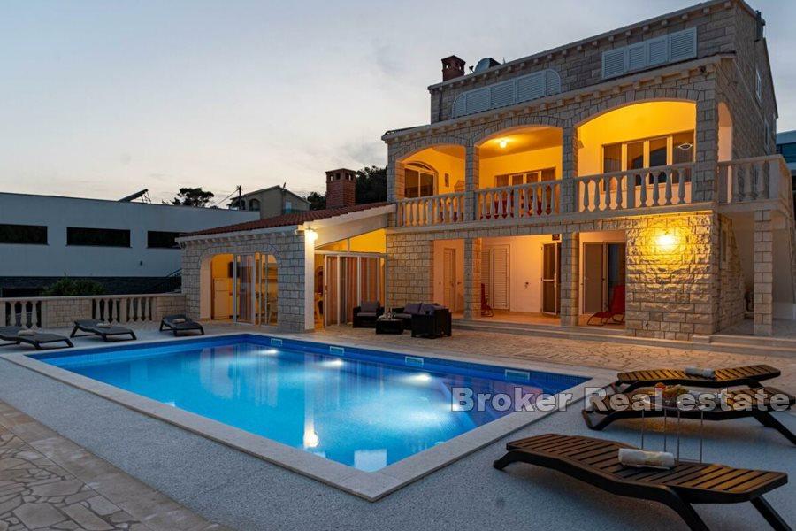 Einzigartiges Steinhaus am Meer