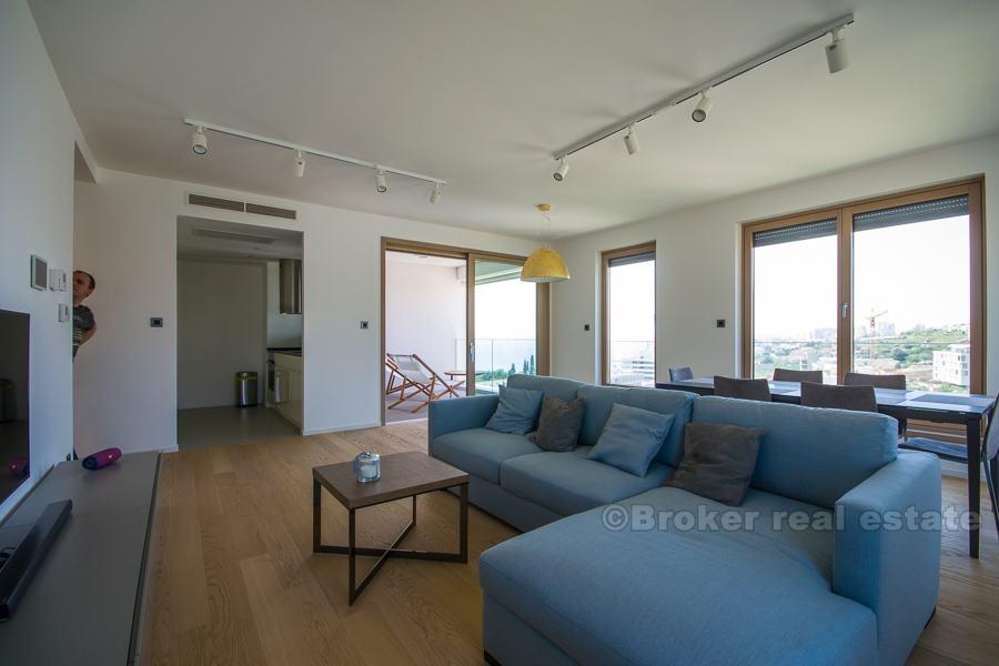 Luksusowy apartament z dwoma sypialniami, na sprzedaż