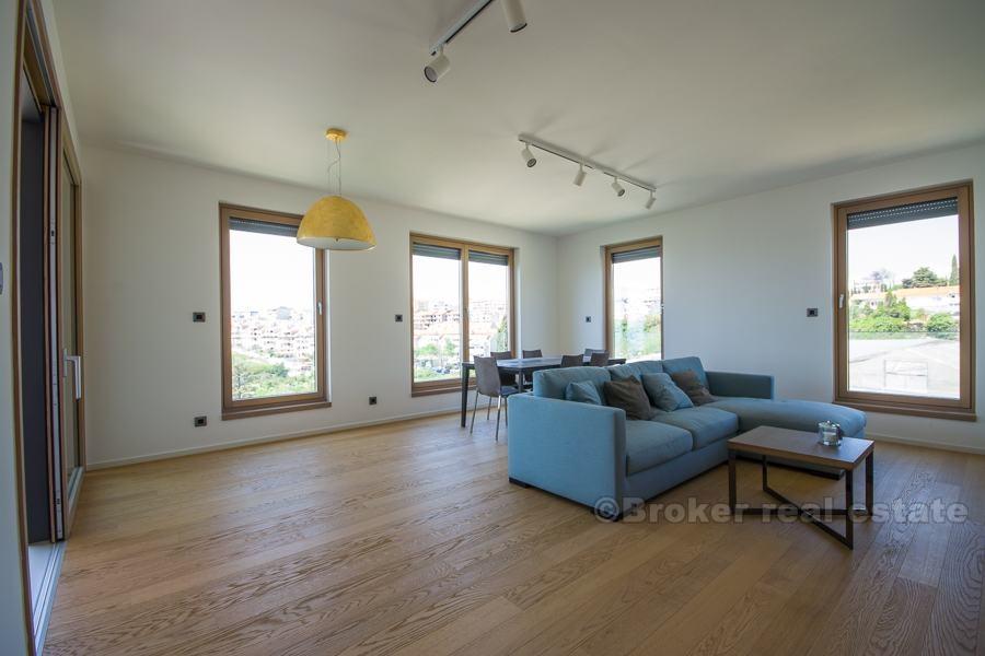 Luksusowy apartament z dwoma sypialniami, na sprzedaż