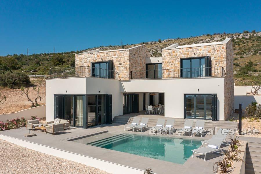 Deux charmantes villas modernes