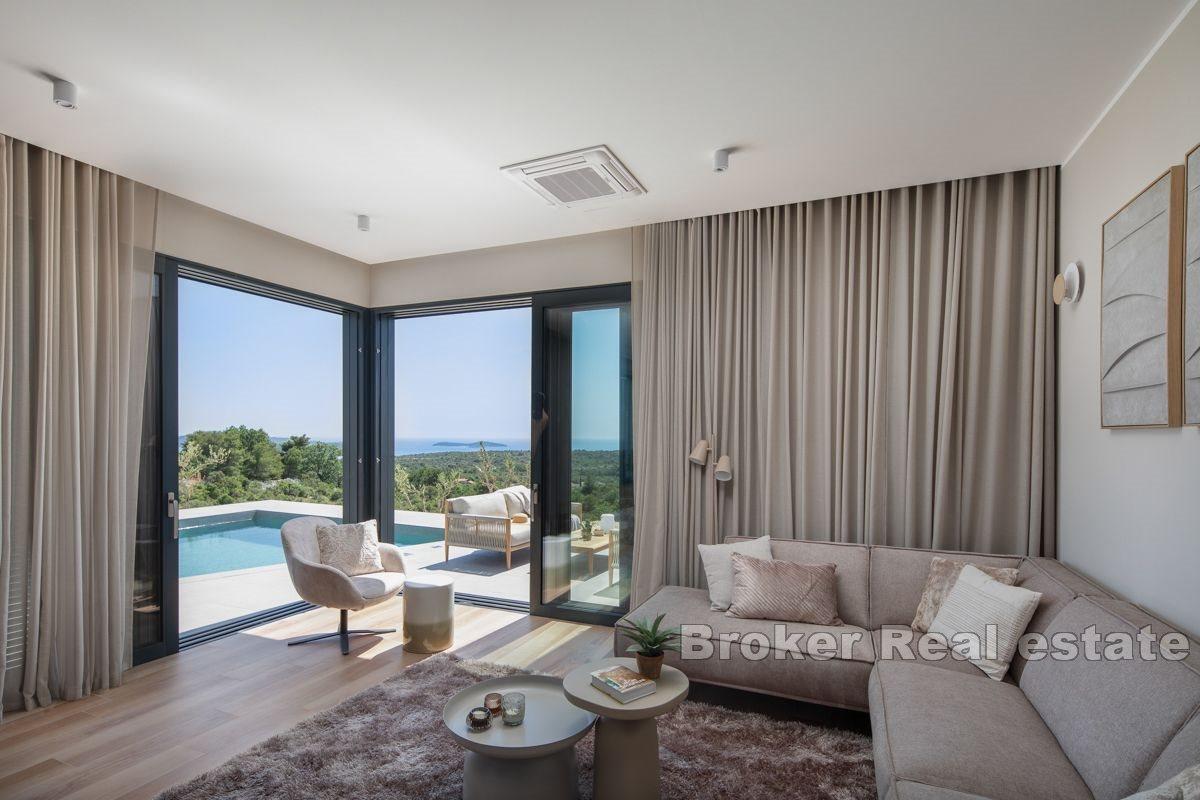 Vila s jedinečným mixem moderního a rustikálního