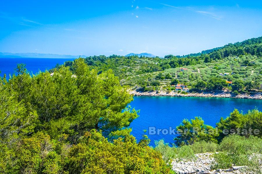 Building plot in 2nd row with sea view