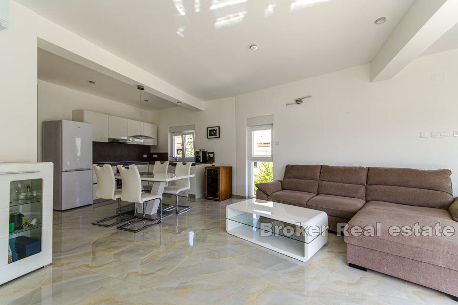 Tvårumslägenhet belägen vid havet