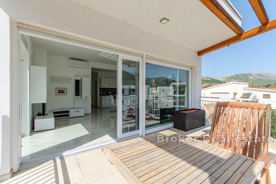 Two-room apartment located by the sea