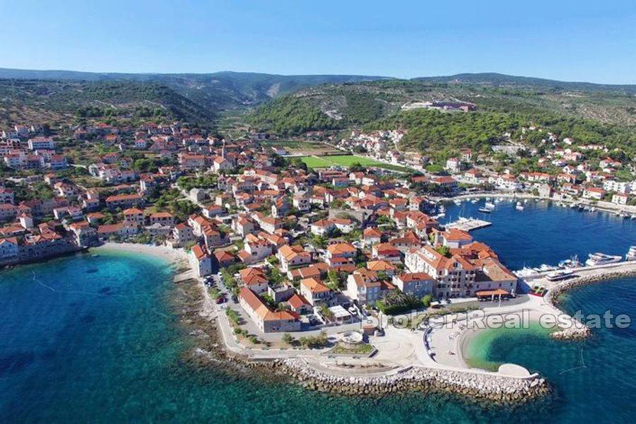 Building plot with sea view