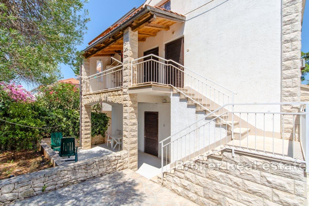 Palazzina con vista mare