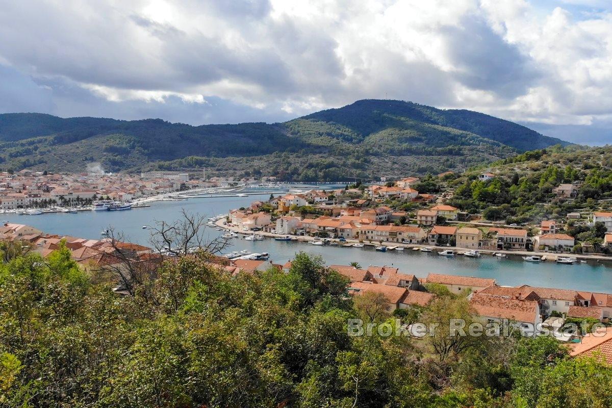 Terrain à bâtir avec une vue dégagée sur la mer