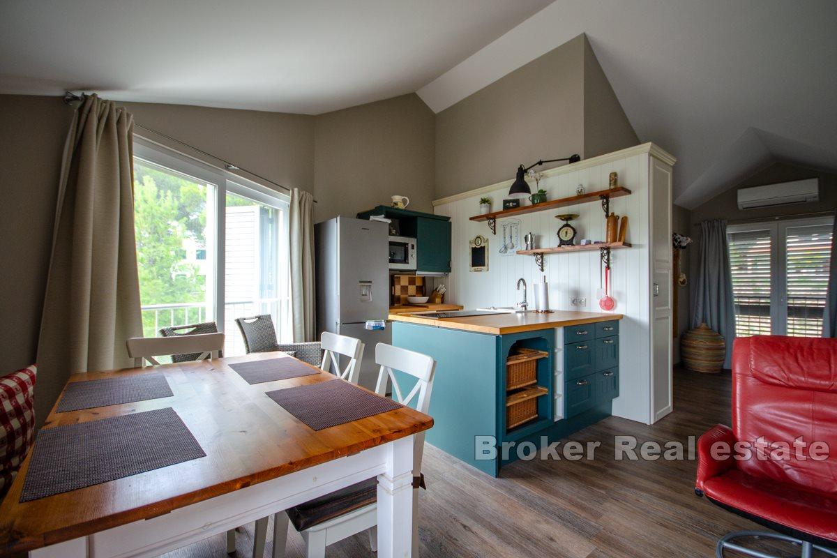 Vila s bazénem, v blízkosti moře