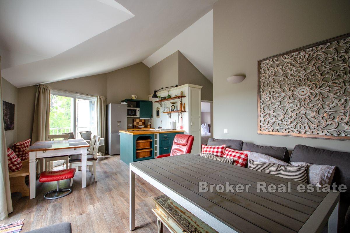 Vila s bazénem, v blízkosti moře