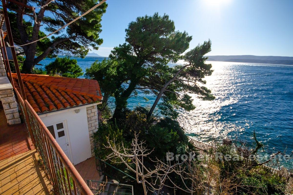 01-2013-206-Omis-riviera-house-seafront-for-sale