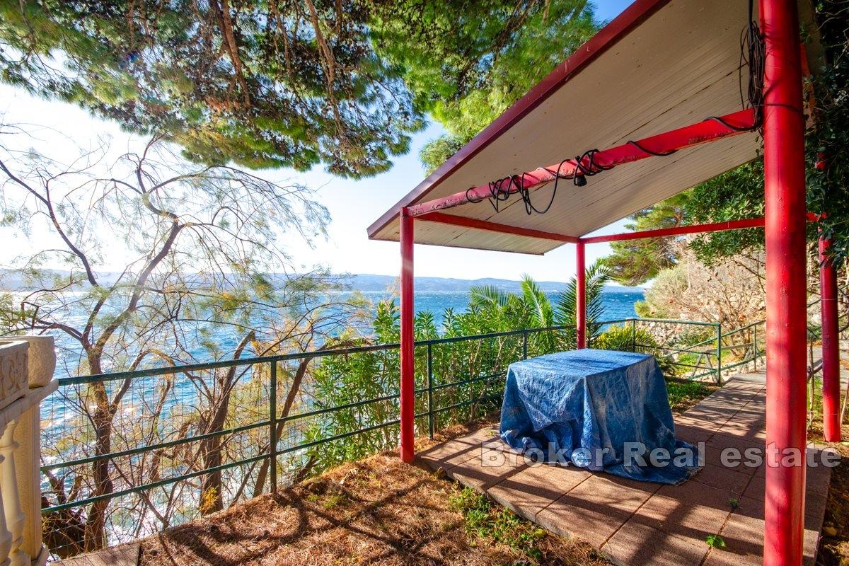 House in first row to the sea